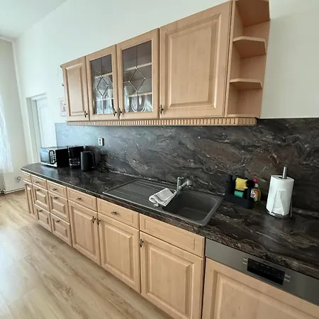 Appartement Masarykovo Namesti V Centru Decina *