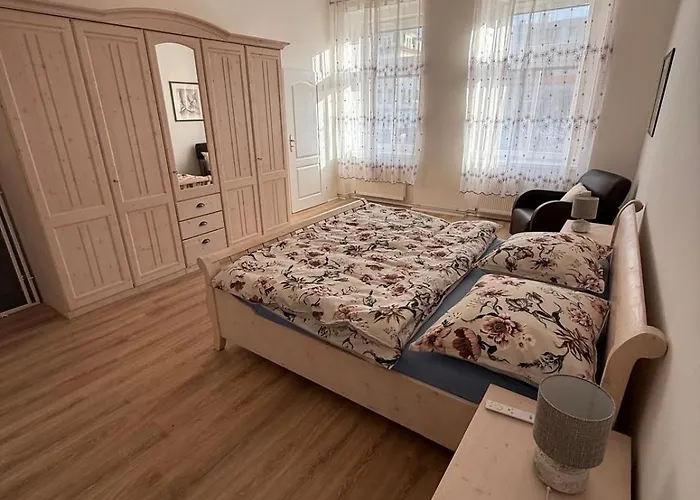 Masarykovo Namesti V Centru Decina Appartement