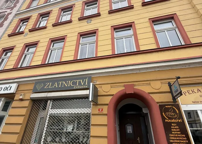Masarykovo Namesti V Centru Decina Decin