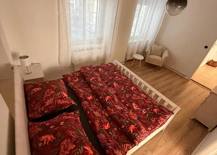 Masarykovo Namesti V Centru Decina Appartement